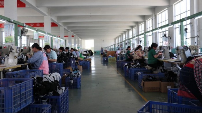 百華生產(chǎn)車間